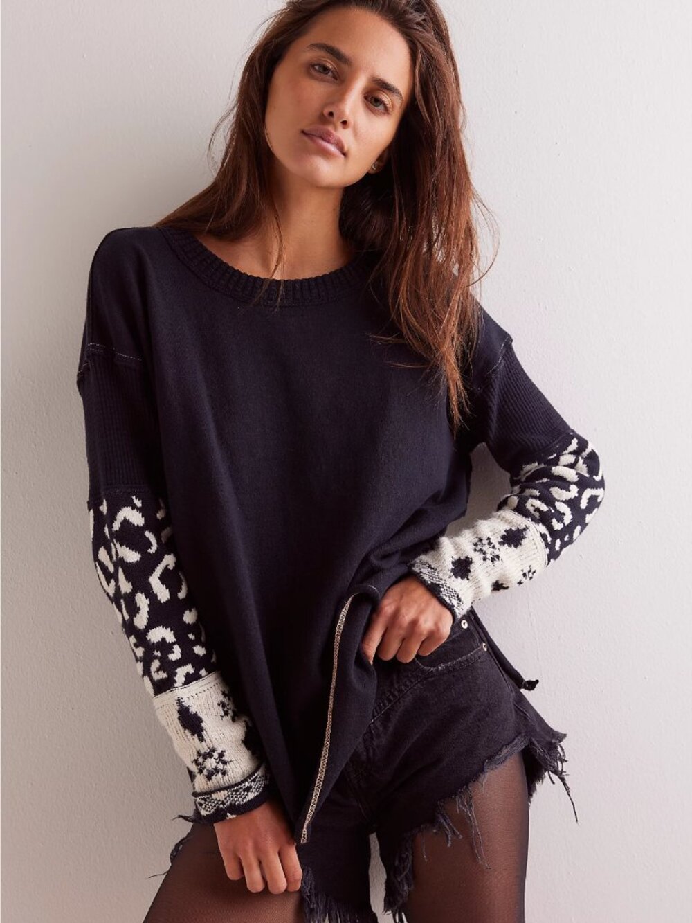 WE THE FREE Tiger Style Cuff Pullover Shirt - Picture 4 of 14